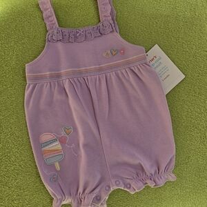 NWT  3-6M  Baby GIRL  Lavender ROMPER - SUNSUIT + Appliqed POPCICLE Detail (Q3)